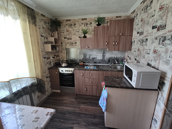 2-к.квартира 36 м² эт. 1/4 ул. Демышева 104 