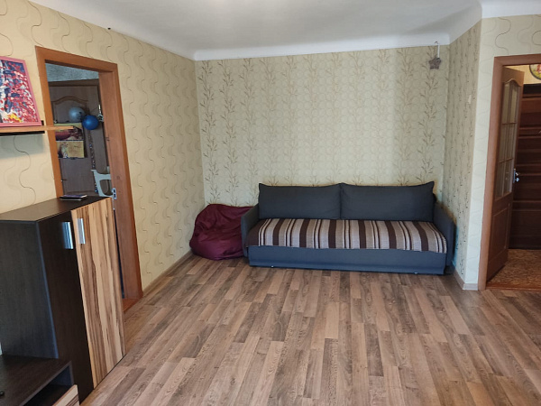 2- квартира 42 м² эт. 3/4 пр. Ленина 44.