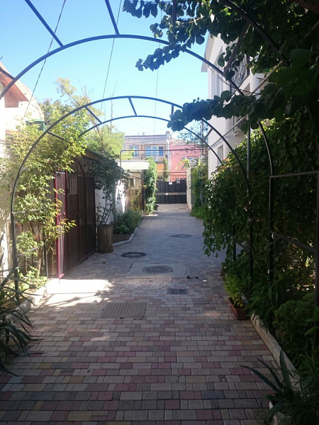 1- к. номер  23 м ²  2 эт. ул. Санаторская 10