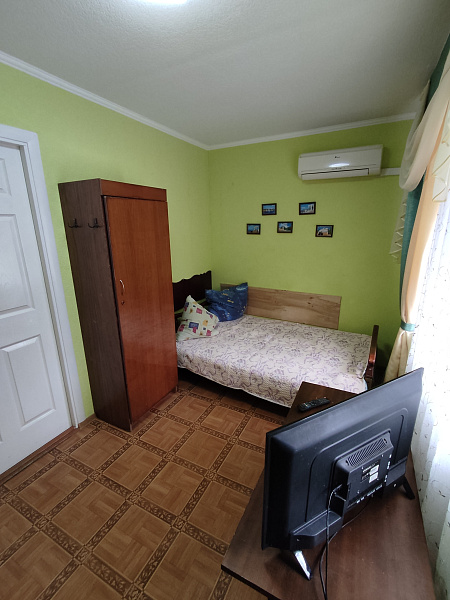 3-х.местный бюджетный  2 эт. улица Московская 