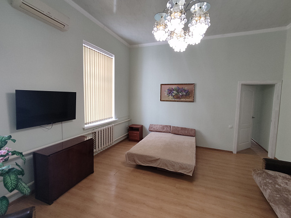 2-х.комн. 55 м²  ул. Революция 