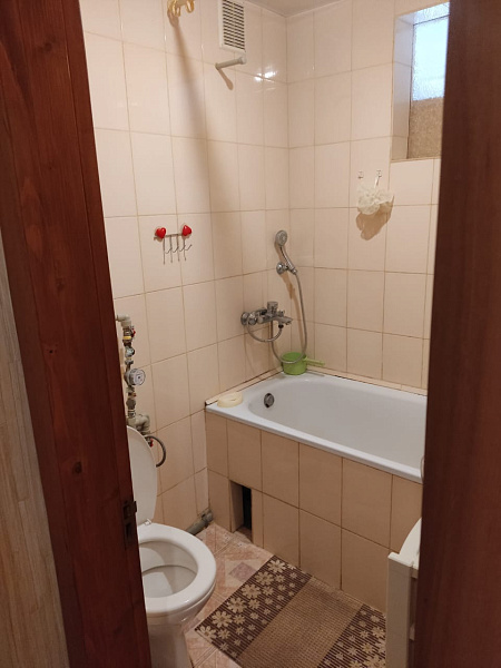 2- квартира 42 м² эт. 3/4 пр. Ленина 44.