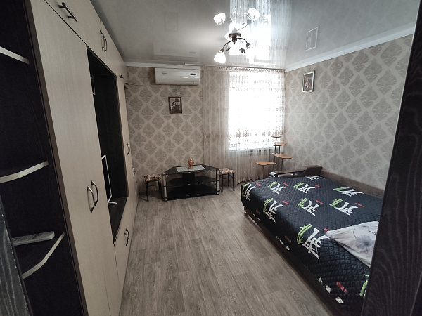 2-к.квартира 36 м² эт. 1/4 ул. Демышева 104 