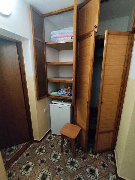 3-х местный 12 м² эт. 1 и 2 ул. Кирова 32