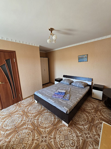 1.ком. 40 м² Люкс. ул. 13.Ноября 