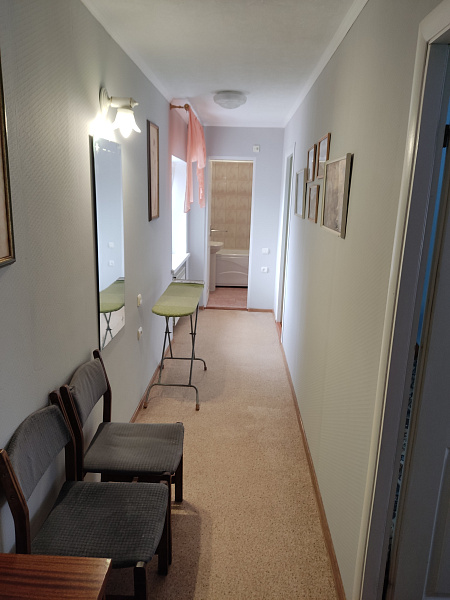 4-х местный  эт 2/2 , ул. Московская  22 а 