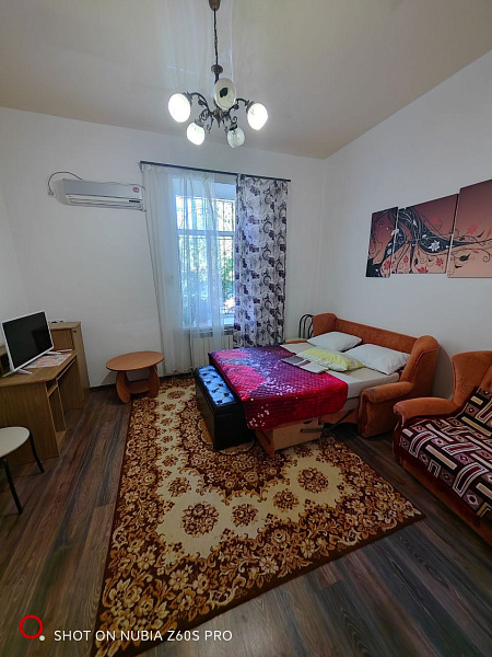 1.5.ком. 34.кв.м. ул. Санаторская 