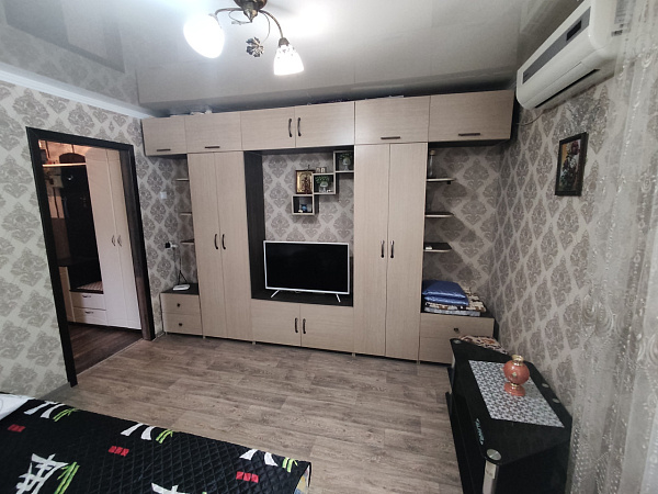 2-к.квартира 36 м² эт. 1/4 ул. Демышева 104 