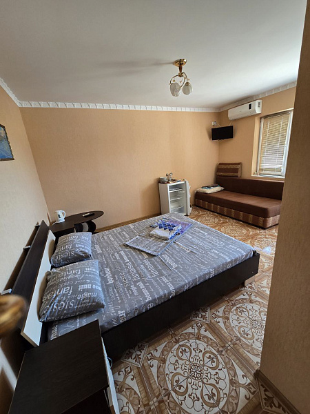 1.ком. 40 м² Люкс. ул. 13.Ноября 