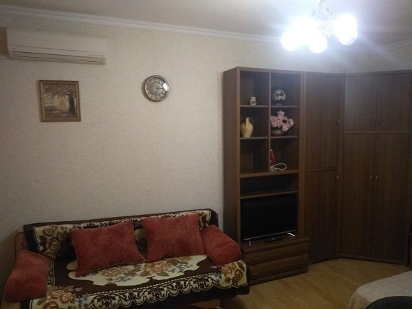 1,5-к.номер 32 м² ул. Санаторская 