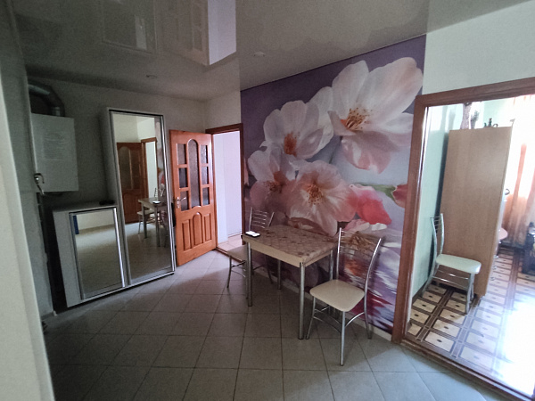 2- квартира 42 м²  ул. Кирова 30