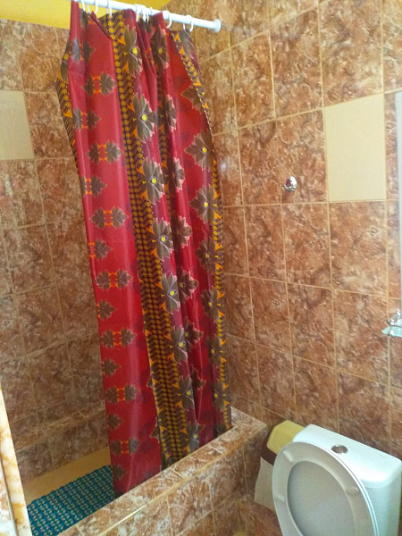 3-х местный 20 м², эт. 2/3 ул. Комсомольская 8