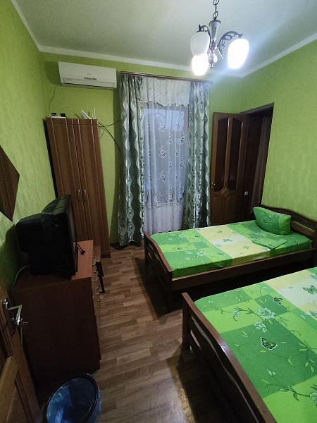 3-х местный 12 м² эт. 1 и 2 ул. Кирова 32