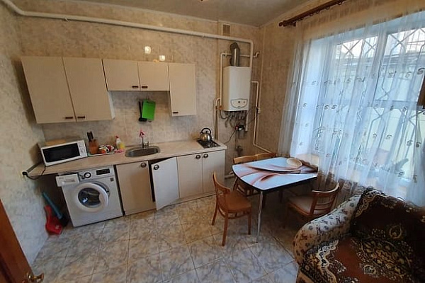 1- комн. дом 30 м² ул. Санаторская 